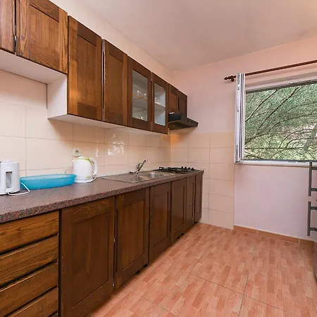 Apartmani Brela *