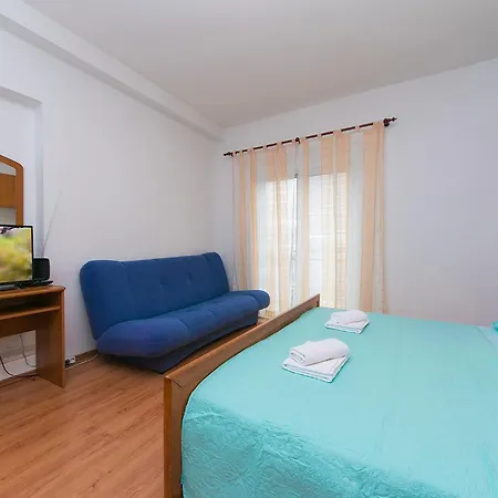 アパート Apartmani Brela ブレラ