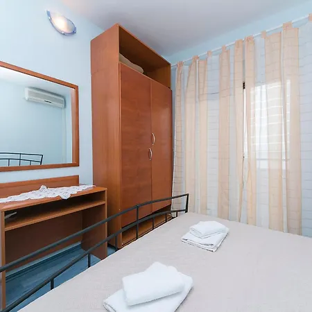 Apartmani Brela