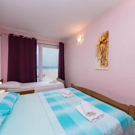 Apartmani Brela *